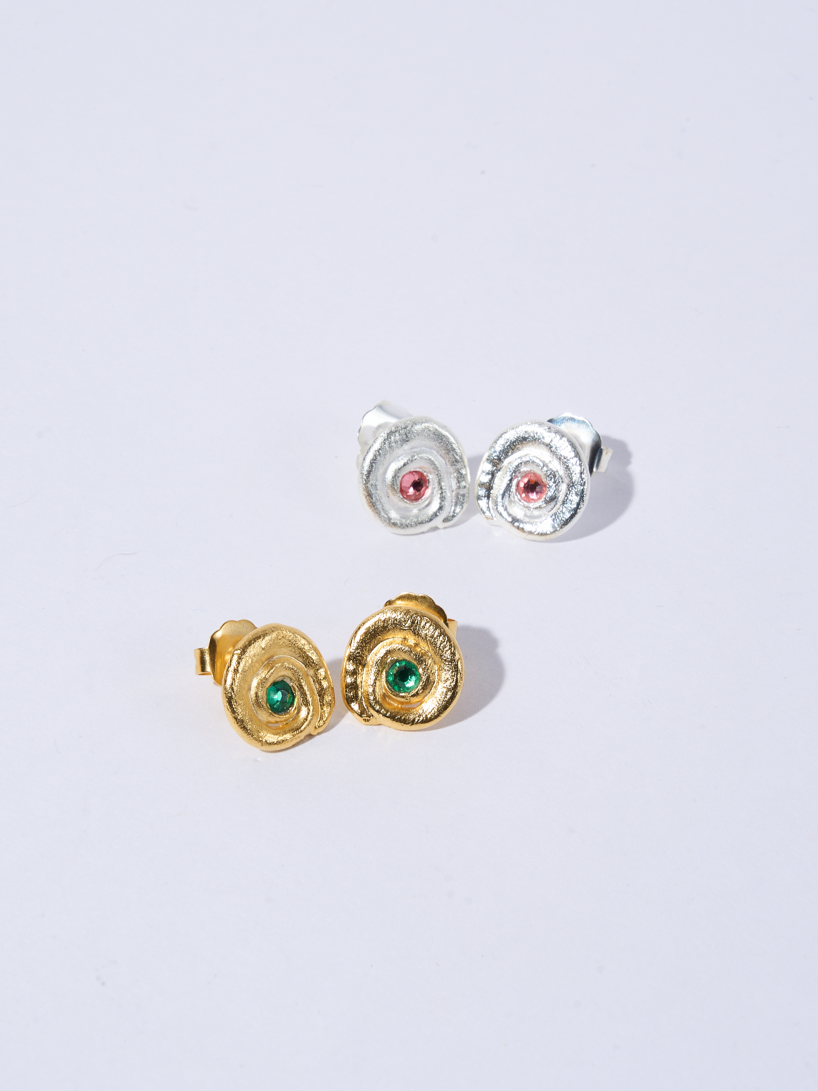 Aretes Topo Caracol Dorado